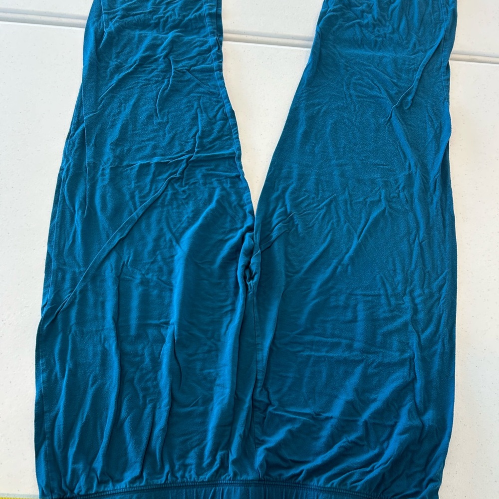 Kindred Bravely Deep Teal Leggings